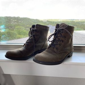 Kodiak Olive Combat Boots from REI